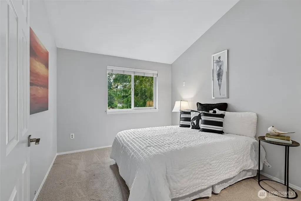 6929 NE 170th Street Kenmore WA 98028