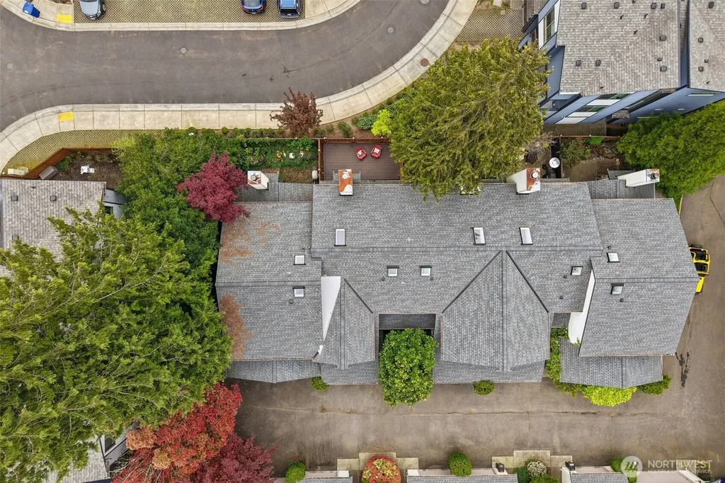 6929 NE 170th Street Kenmore WA 98028