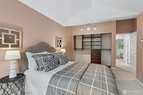 6929 NE 170th Street Kenmore WA 98028
