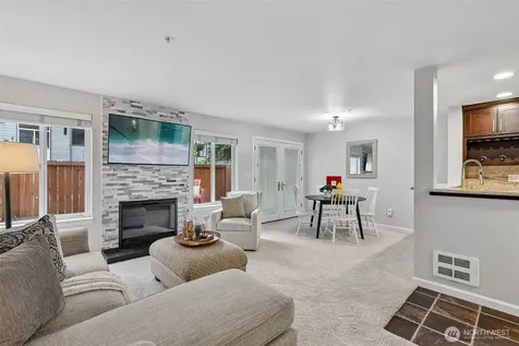 6929 NE 170th Street Kenmore WA 98028