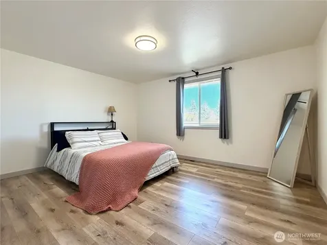 611 Hillcrest Circle Drive Omak WA 98841