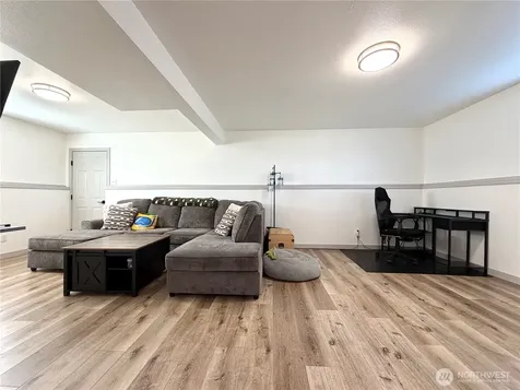611 Hillcrest Circle Drive Omak WA 98841