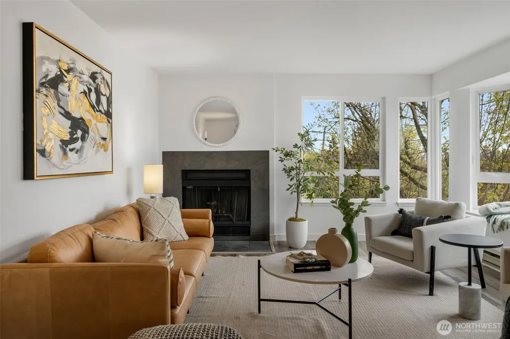 2419 E Madison Street Seattle WA 98112