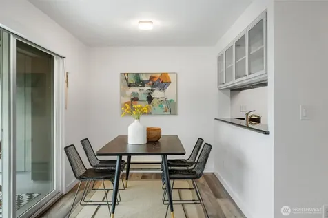 2419 E Madison Street Seattle WA 98112