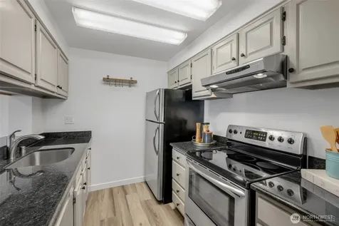 2419 E Madison Street Seattle WA 98112