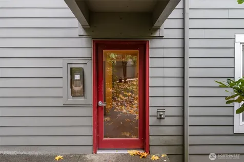 2419 E Madison Street Seattle WA 98112