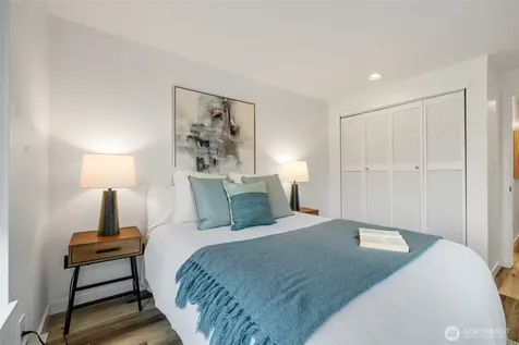 2419 E Madison Street Seattle WA 98112