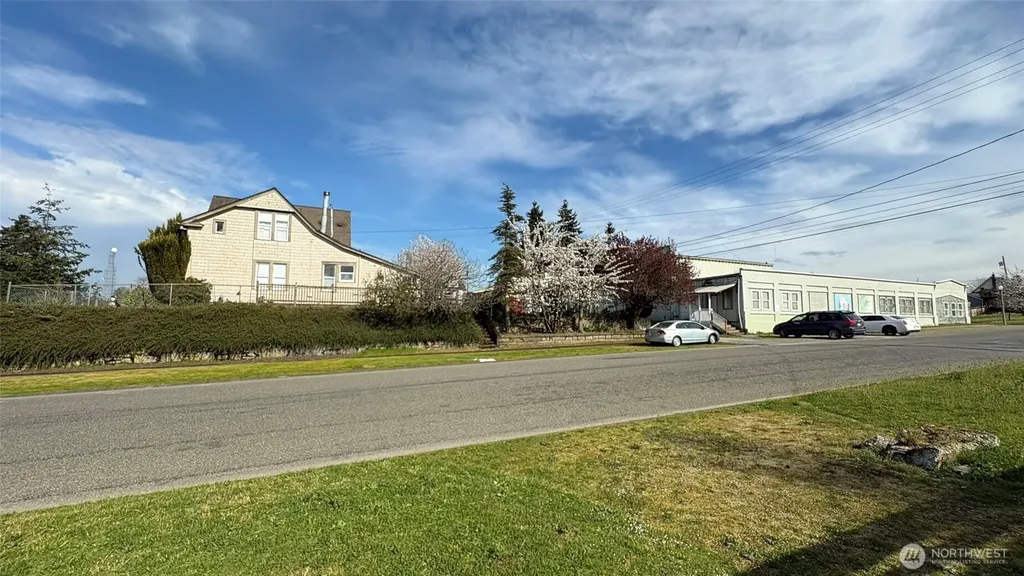 501 E 34th Street Tacoma WA 98404