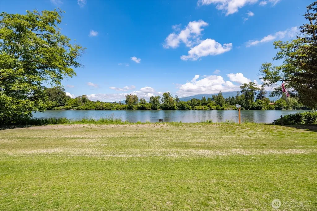 24401 S Skagit Highway Sedro Woolley WA 98284