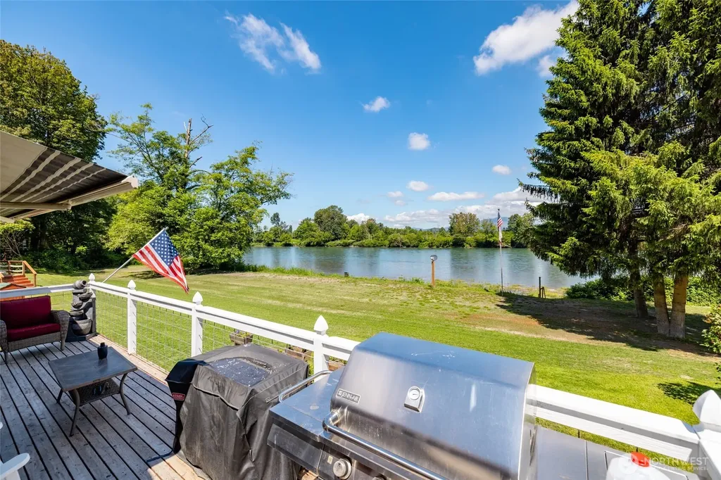 24401 S Skagit Highway Sedro Woolley WA 98284