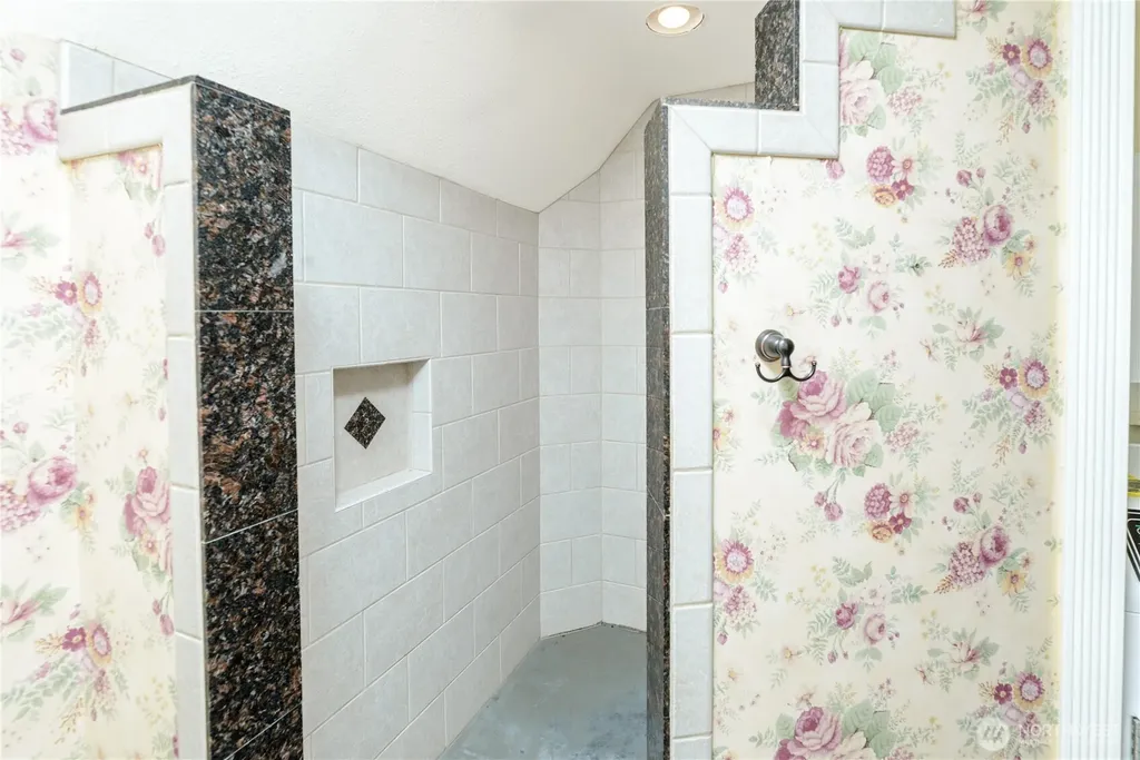 161 Ann Kivley Drive Port Hadlock WA 98339