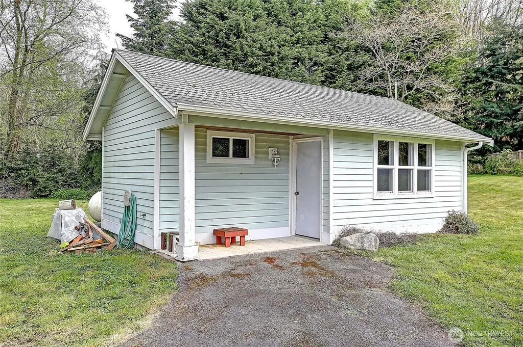 4193 S Camano Drive Camano Island WA 98282
