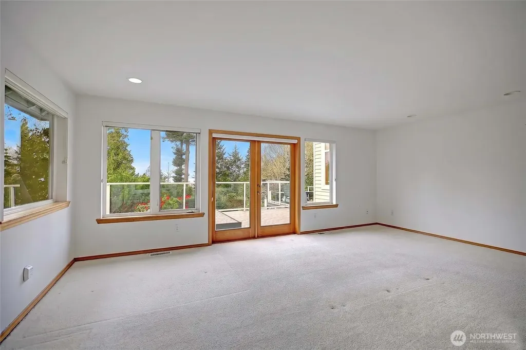 4193 S Camano Drive Camano Island WA 98282