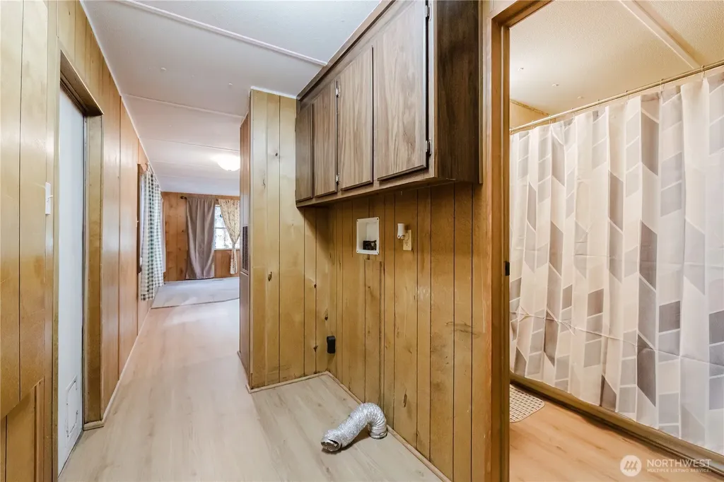 20 NE Lake Place Tahuya WA 98588
