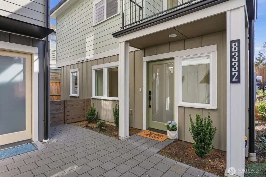 8332 26th Avenue NW Seattle WA 98117