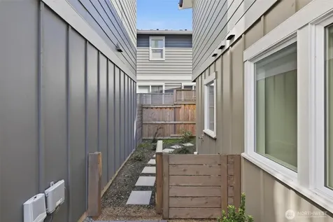 8332 26th Avenue NW Seattle WA 98117