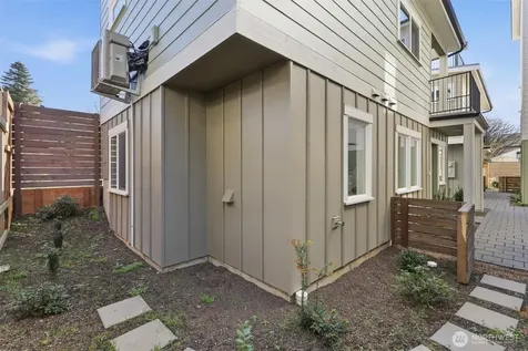 8332 26th Avenue NW Seattle WA 98117