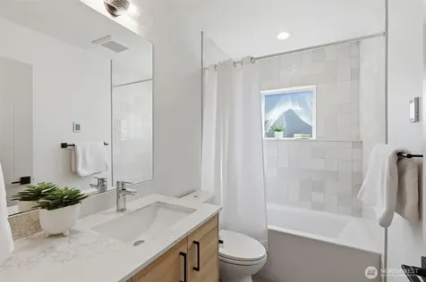 8332 26th Avenue NW Seattle WA 98117