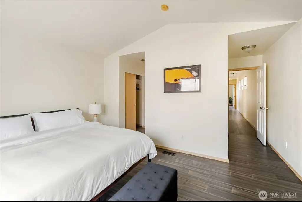 10047 17th Avenue SW Seattle WA 98146