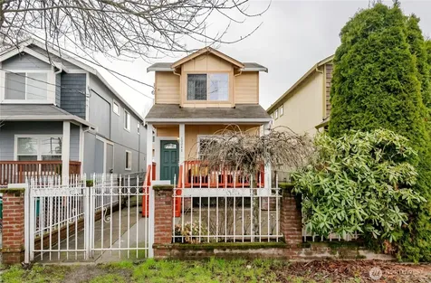 10047 17th Avenue SW Seattle WA 98146