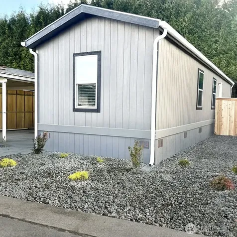 2322 Tacoma Road E Puyallup WA 98371