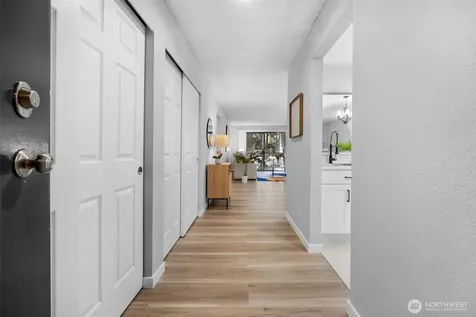 13680 NE 69th Street Redmond WA 98052