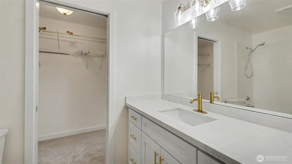 9029 17th Avenue SW Seattle WA 98106