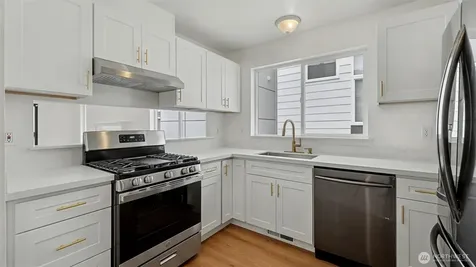 9029 17th Avenue SW Seattle WA 98106
