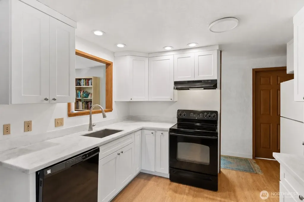 30841 52nd Avenue S Auburn WA 98001