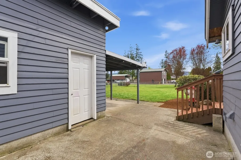 43002 268th Avenue SE Enumclaw WA 98022