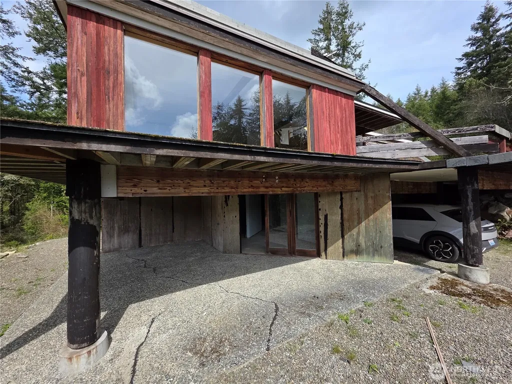 5612 Cape George Road Port Townsend WA 98368
