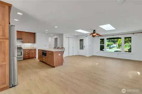 21306 109th Avenue SE Kent WA 98031