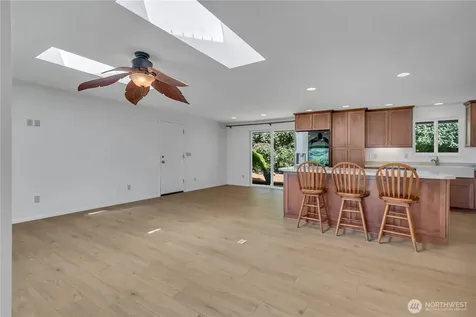 21306 109th Avenue SE Kent WA 98031
