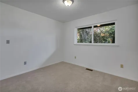 21306 109th Avenue SE Kent WA 98031