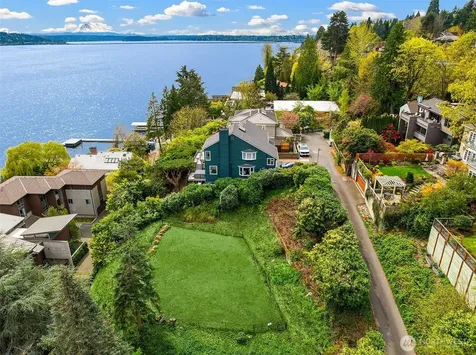 Seattle WA 98122