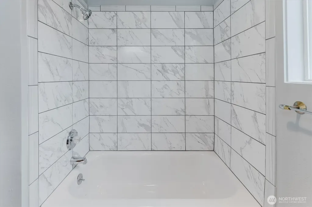 2241 Rose Place Longview WA 98632
