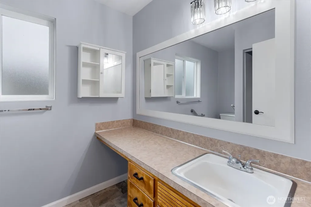 2241 Rose Place Longview WA 98632