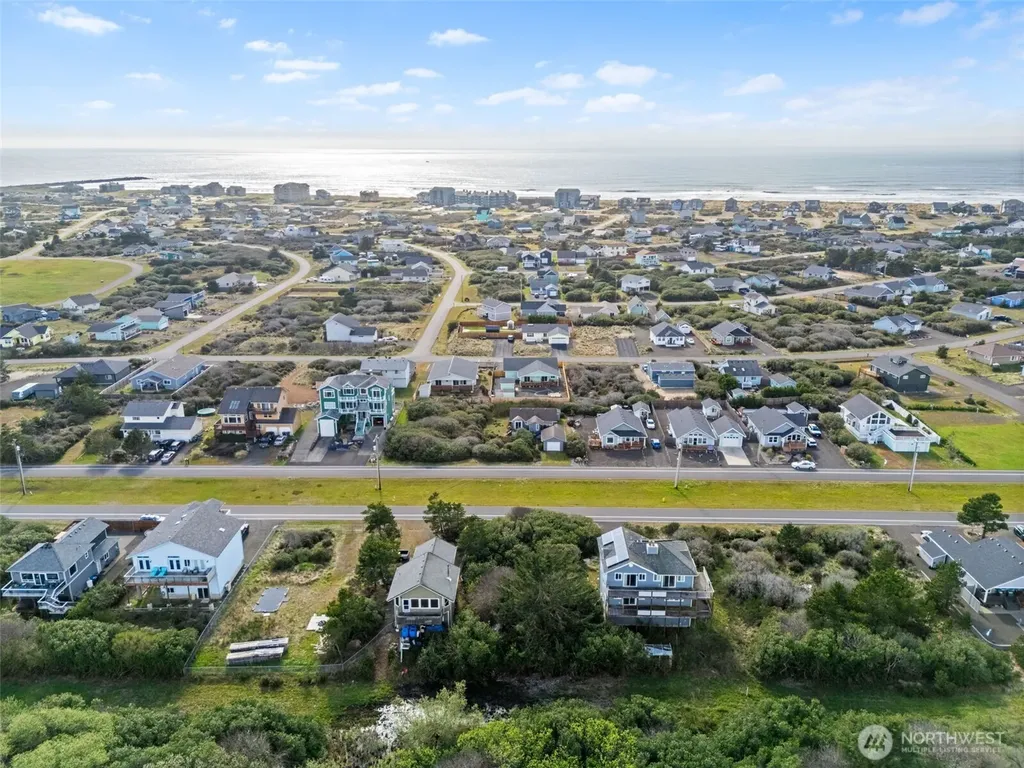 1268 E Ocean Shores Boulevard SW Ocean Shores WA 98569