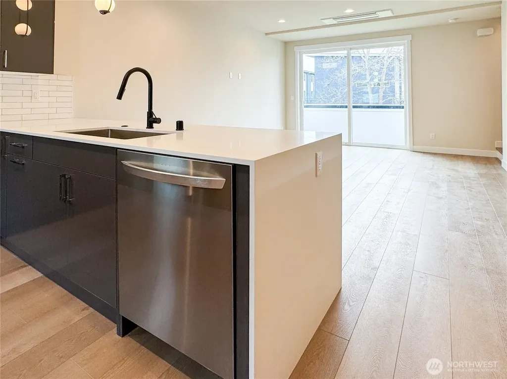 6949 42nd Avenue S Seattle WA 98118