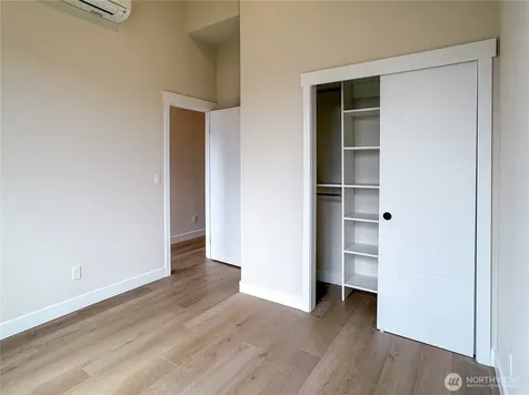 6949 42nd Avenue S Seattle WA 98118