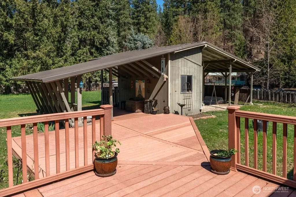 9327 E Leavenworth Road Leavenworth WA 98826