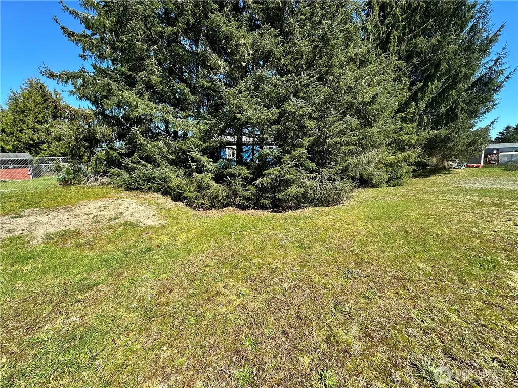 732 Edgewood Avenue NE Ocean Shores WA 98569