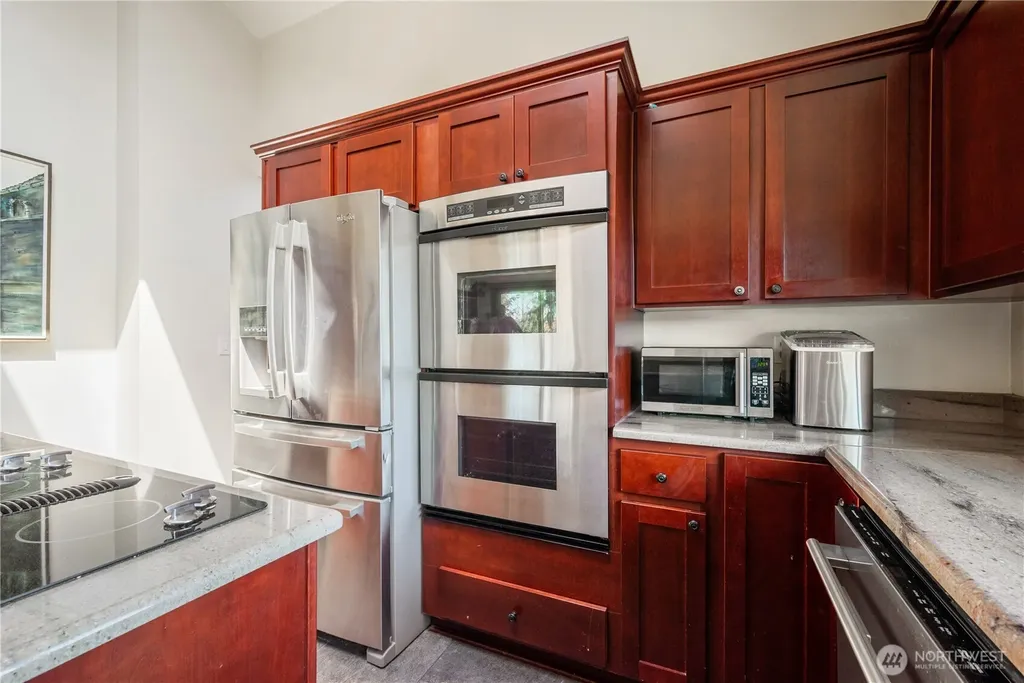 13 Judith Place Longview WA 98632