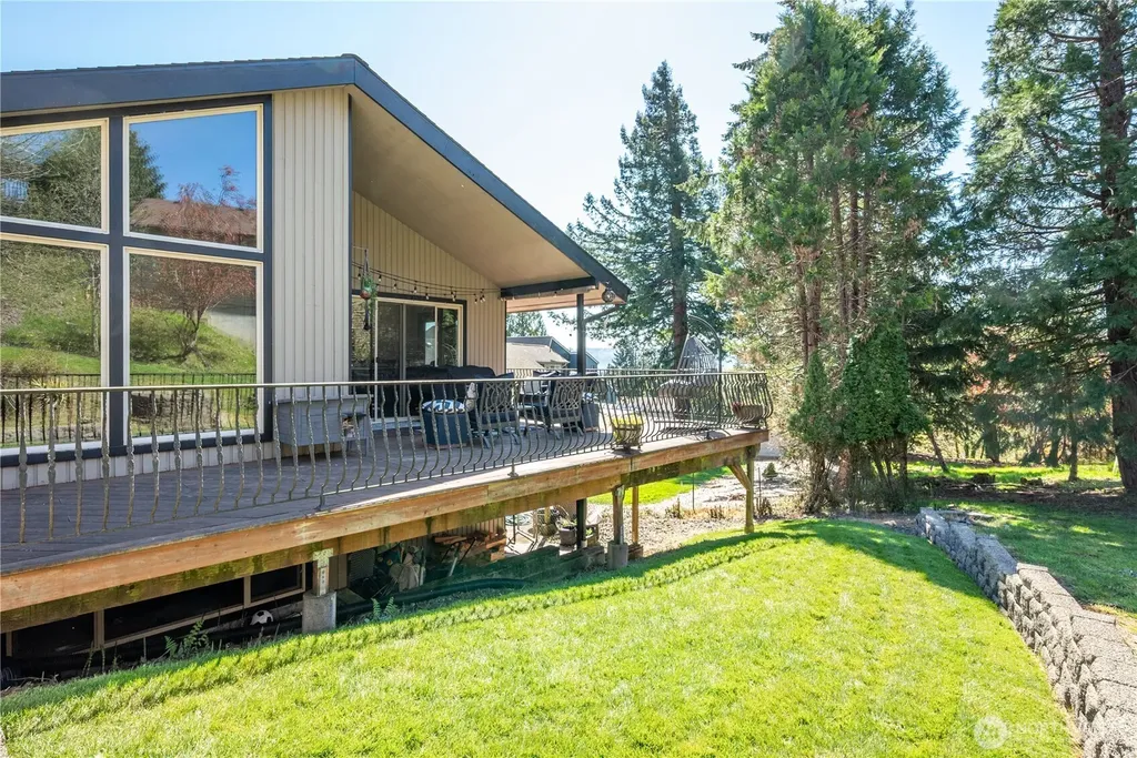 13 Judith Place Longview WA 98632