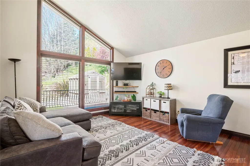 13 Judith Place Longview WA 98632