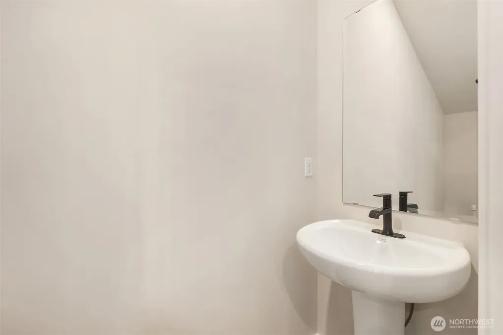 31824 Myrtle #37 Street Carnation WA 98014