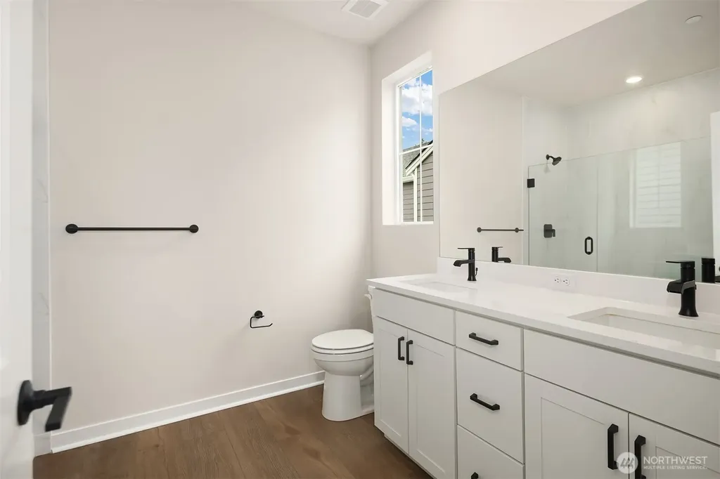 31824 Myrtle #37 Street Carnation WA 98014