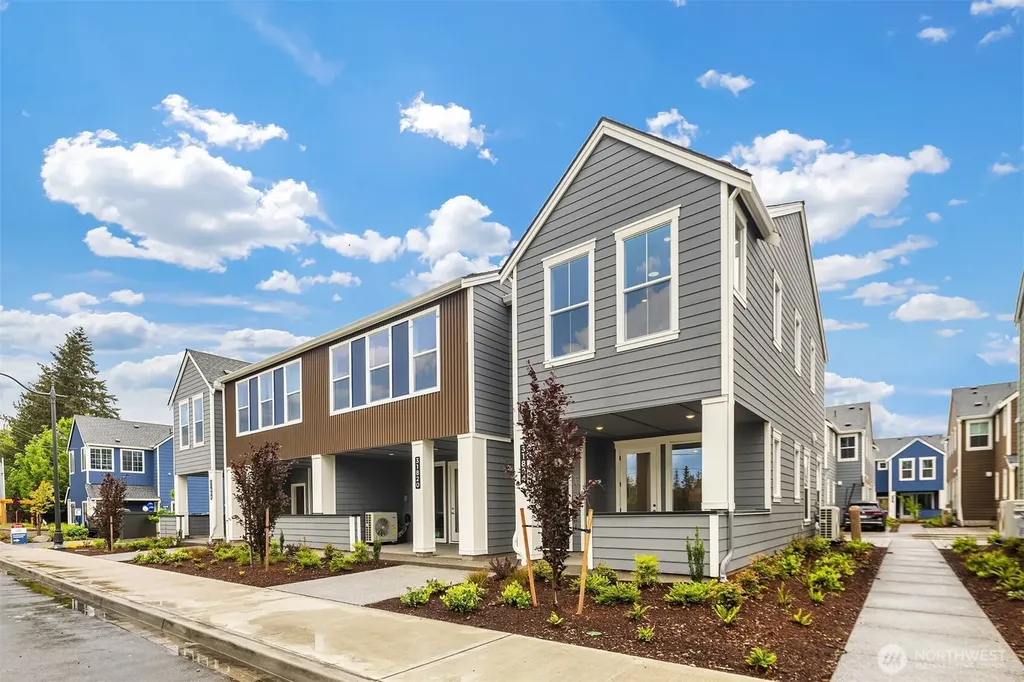 31824 Myrtle #37 Street Carnation WA 98014