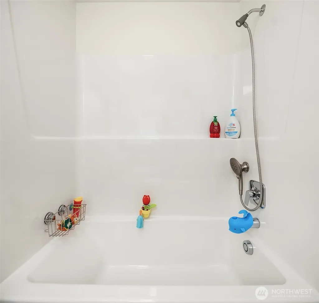 18412 96th Drive NE Bothell WA 98011