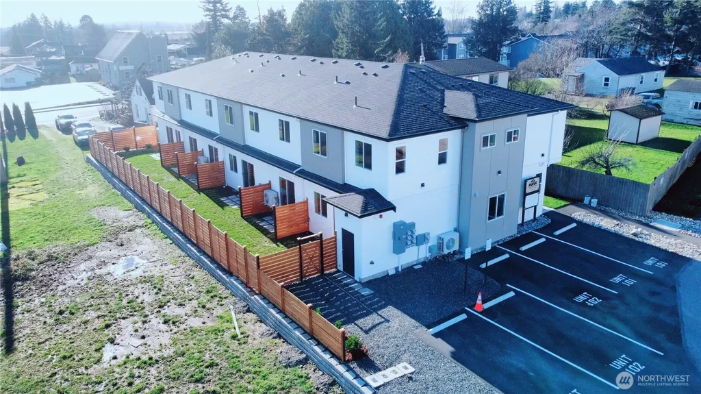 2155 Siddle Loop Ferndale WA 98248